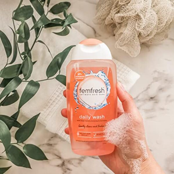 Femfresh Intimate Hygiene Daily Intimate Wash 250Ml - Image 4