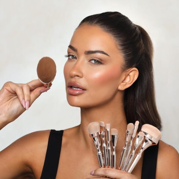 ICONIC LONDON Luxury Makeup Brush Sets | Blend, Buff & Polish - Image 2